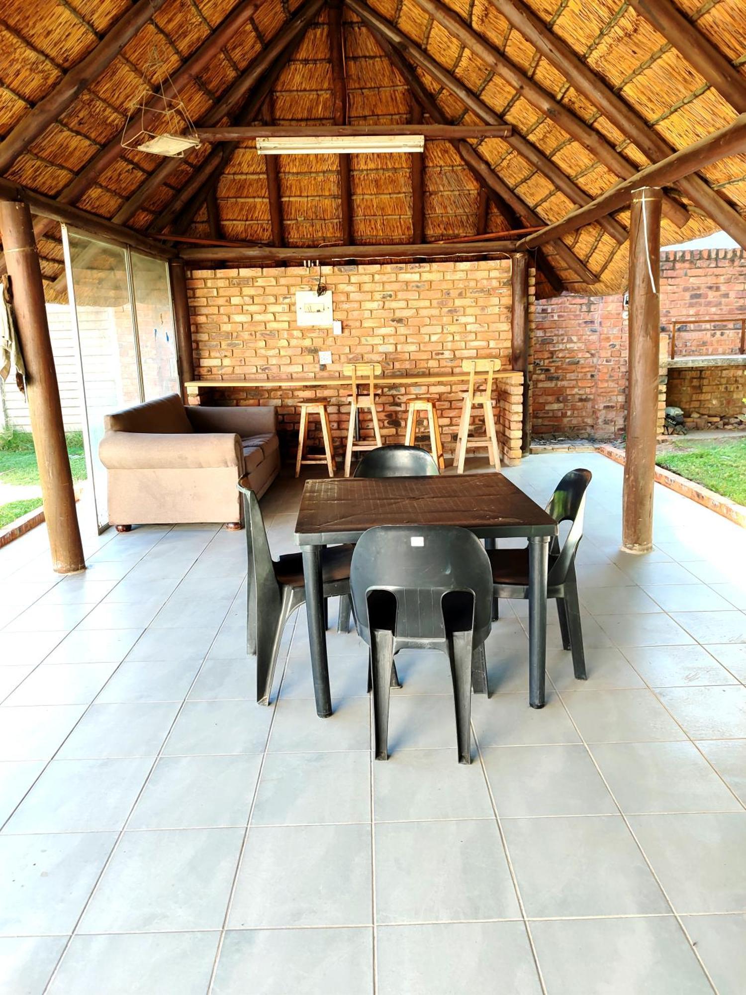 Zina Pretoria Exterior foto